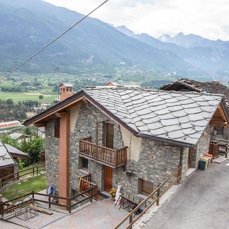 Casa Alpina - Sarre Daire Aosta Dış mekan fotoğraf