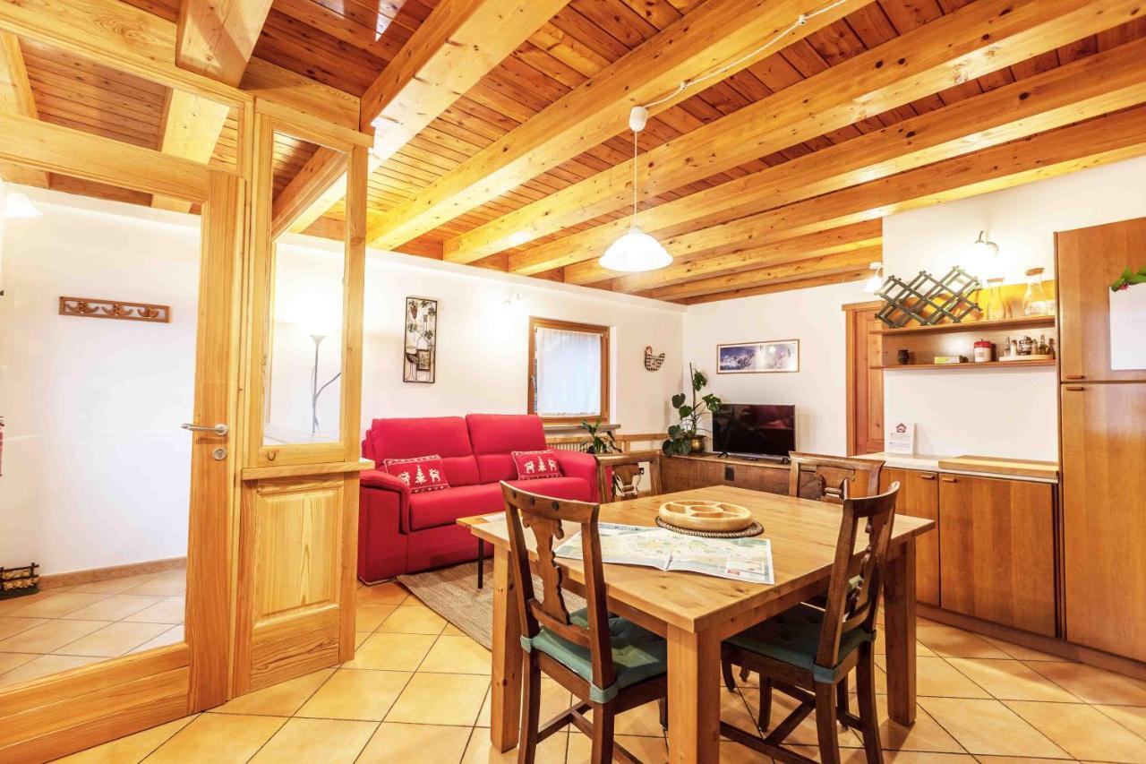 Casa Alpina - Sarre Daire Aosta Dış mekan fotoğraf