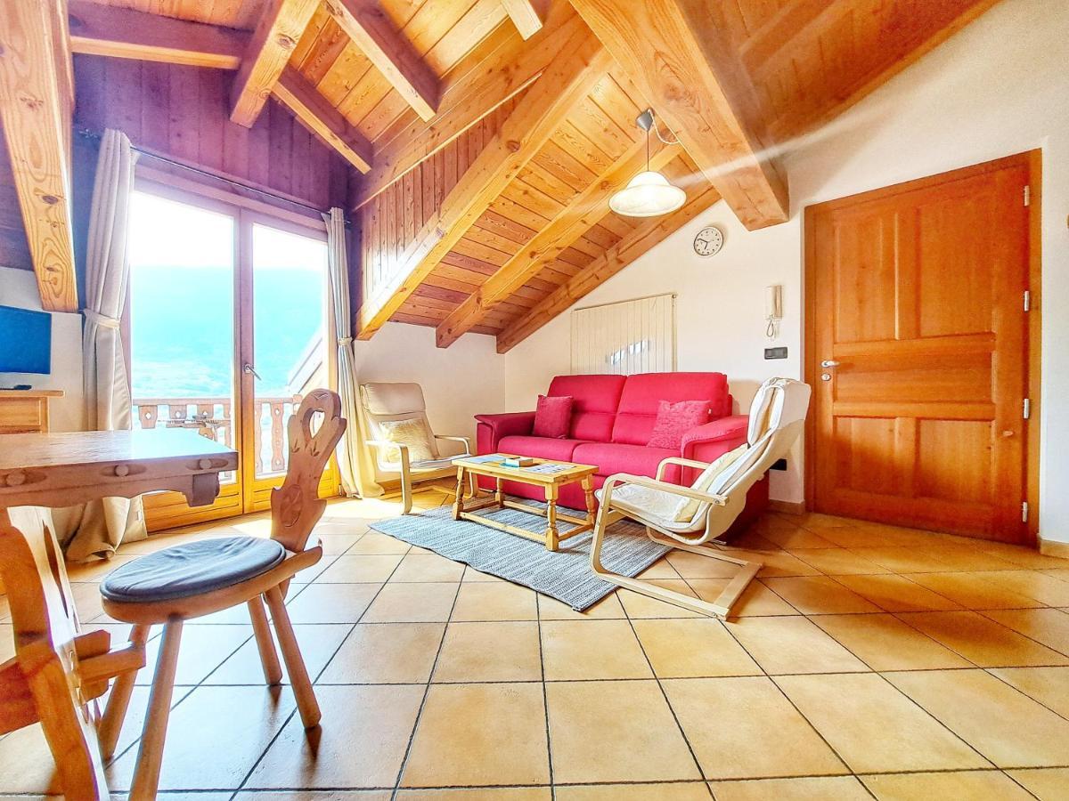 Casa Alpina - Sarre Daire Aosta Dış mekan fotoğraf